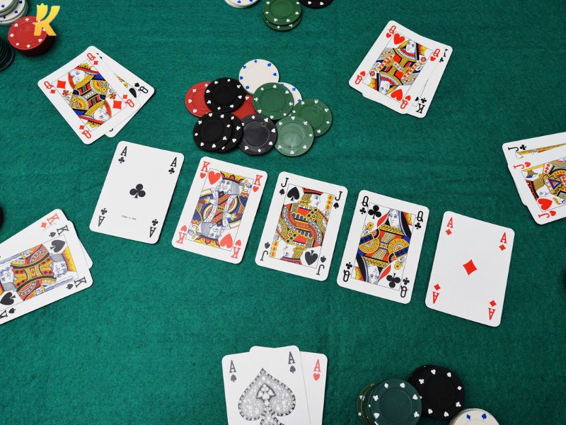 Hệ thống thuật ngữ quan trọng khi bài binh 6 lá Hệ thống thuật ngữ quan trọng khi bài binh 6 lá